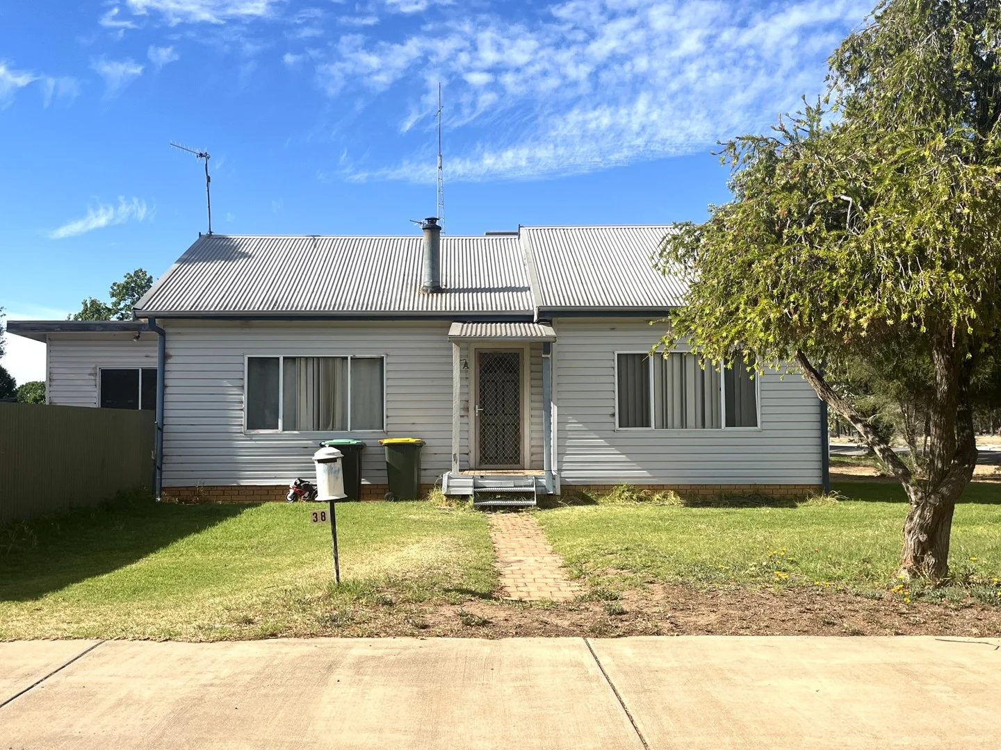38 Kook Street, Darlington Point NSW 2706