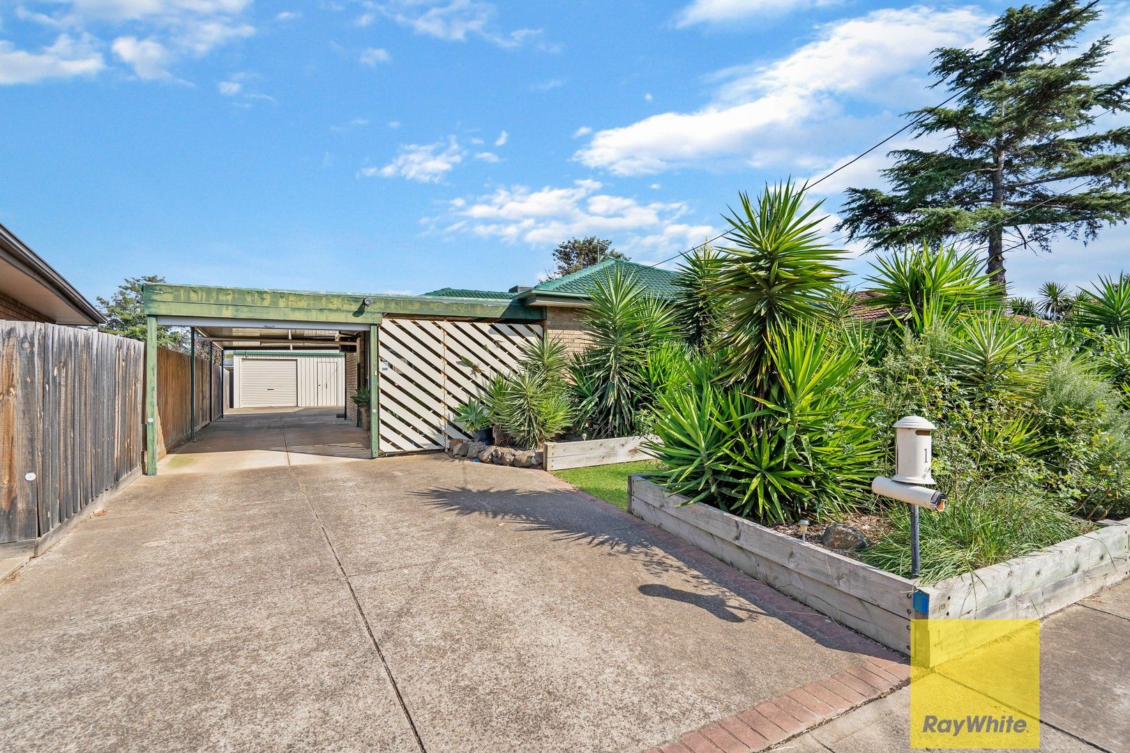 3 bedrooms House in 1 Murdoch Street HOPPERS CROSSING VIC, 3029