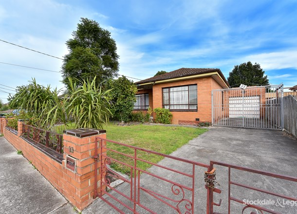 33 Mount View Road, Thomastown VIC 3074