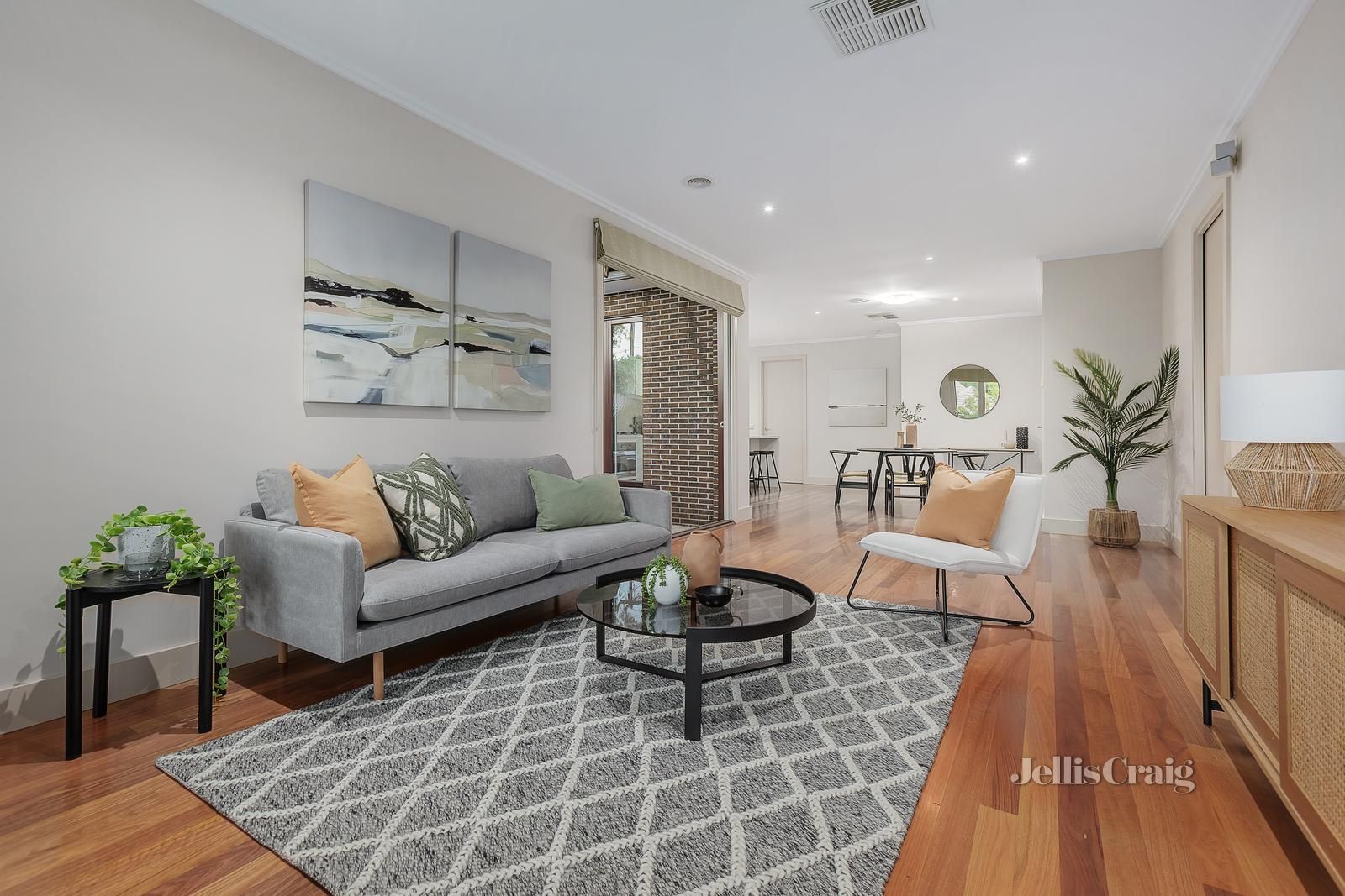 1/22-24 Winbourne Road, Mount Waverley VIC 3149, Image 1