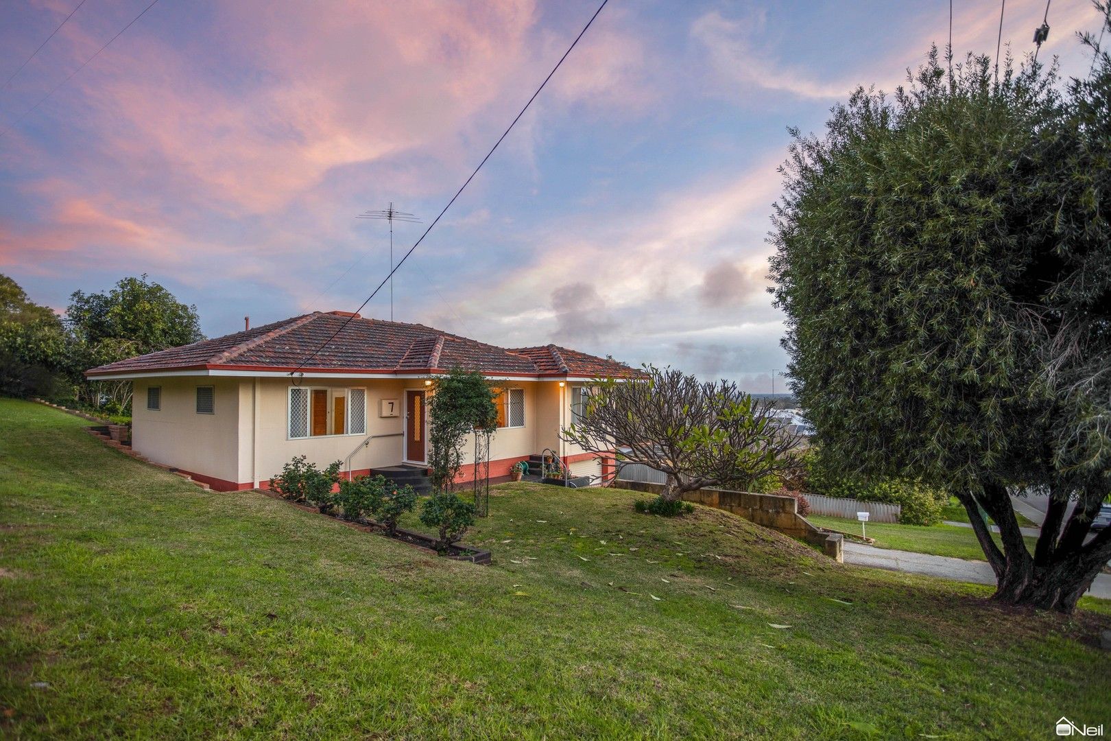 7 Brian Street, Mount Nasura WA 6112, Image 0