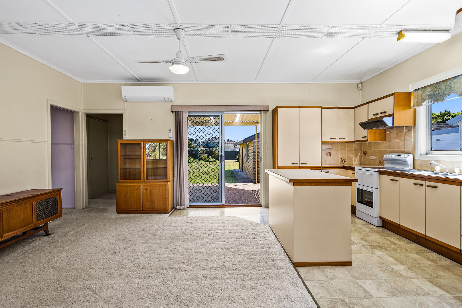 47 Eighth Avenue, Loftus NSW 2232, Image 2