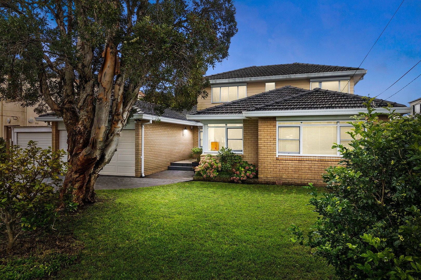 6 bedrooms House in 252 Belgrave Esplanade SYLVANIA WATERS NSW, 2224