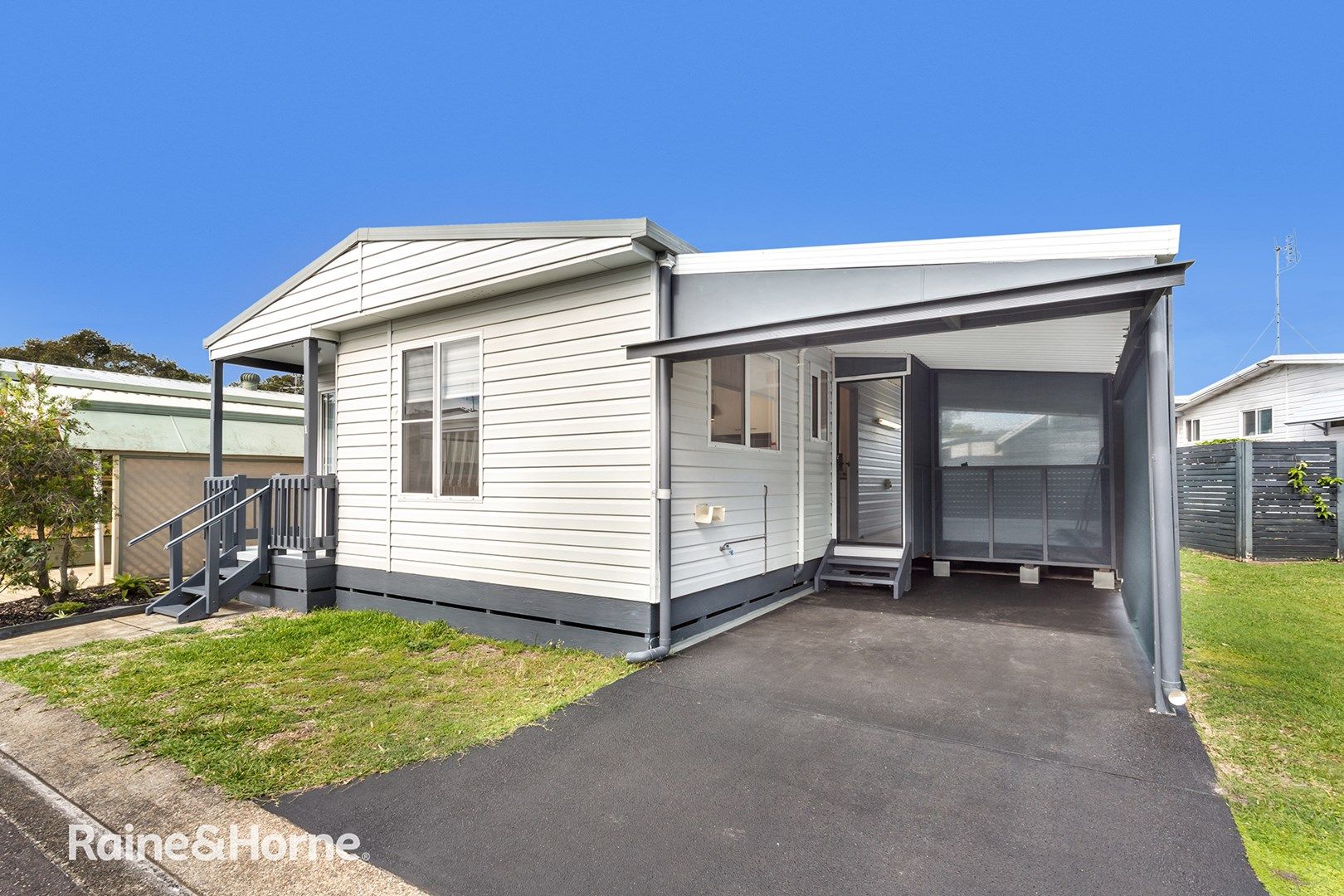 1/554 Gan Gan Road, One Mile NSW 2316, Image 0