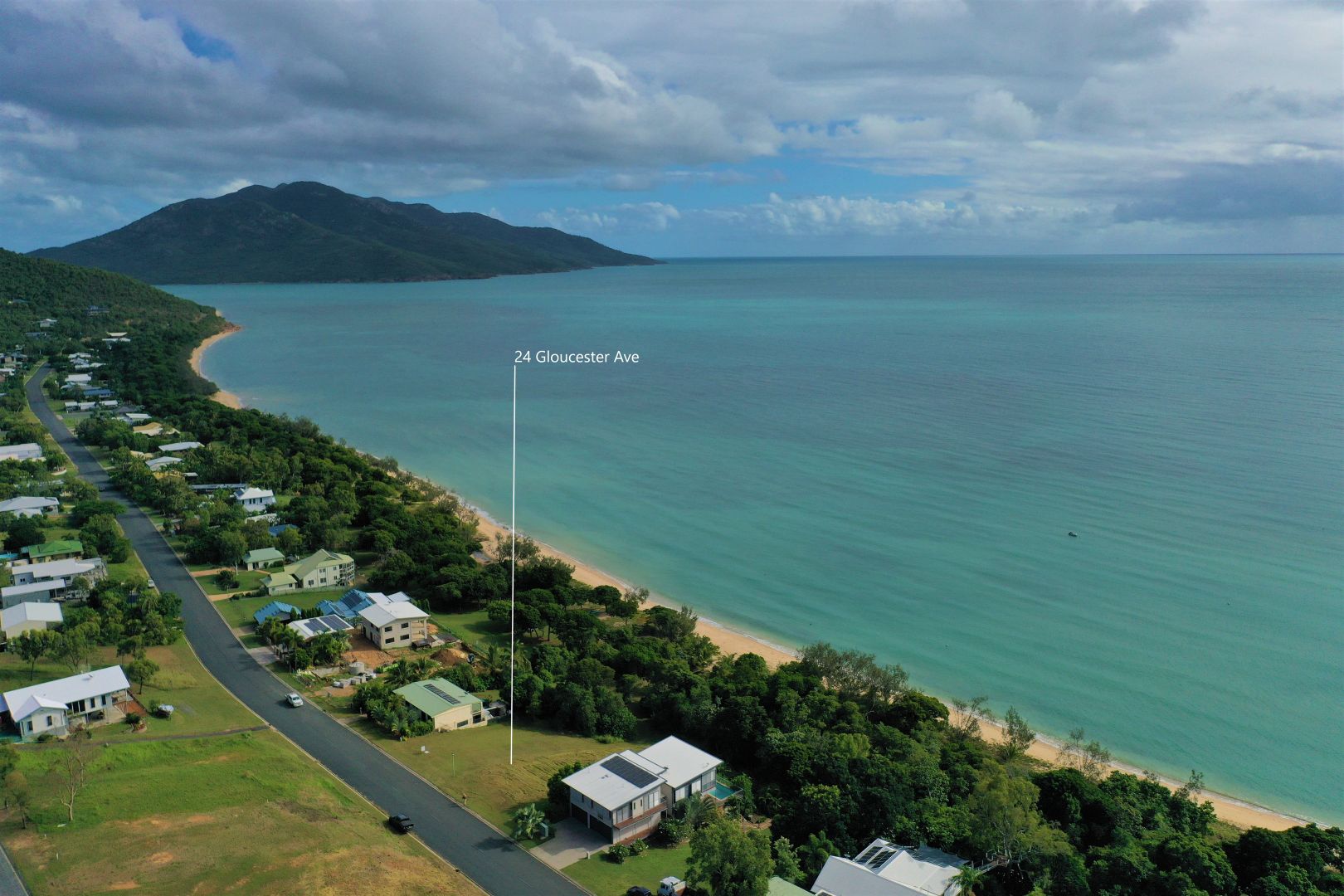 24 Gloucester Avenue, Hideaway Bay QLD 4800, Image 1