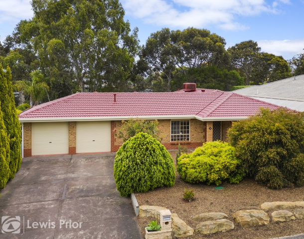 5 Outlook Drive, Aberfoyle Park SA 5159