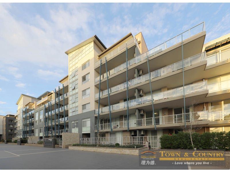 3 bedrooms Apartment / Unit / Flat in b212/81-86 courallie avenue HOMEBUSH WEST NSW, 2140