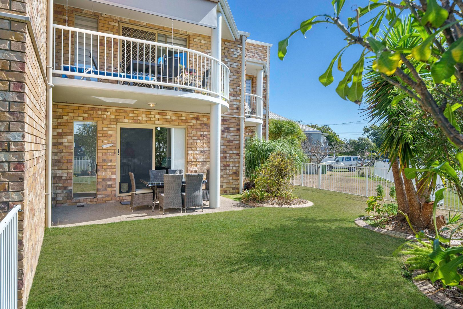 4/1 Caroline Street, Woody Point QLD 4019, Image 1