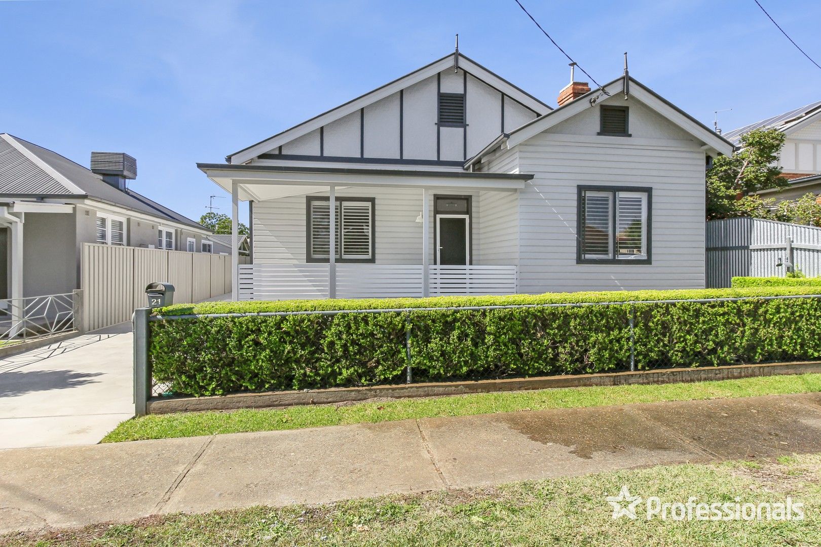 21 Norman Street, Turvey Park NSW 2650, Image 0