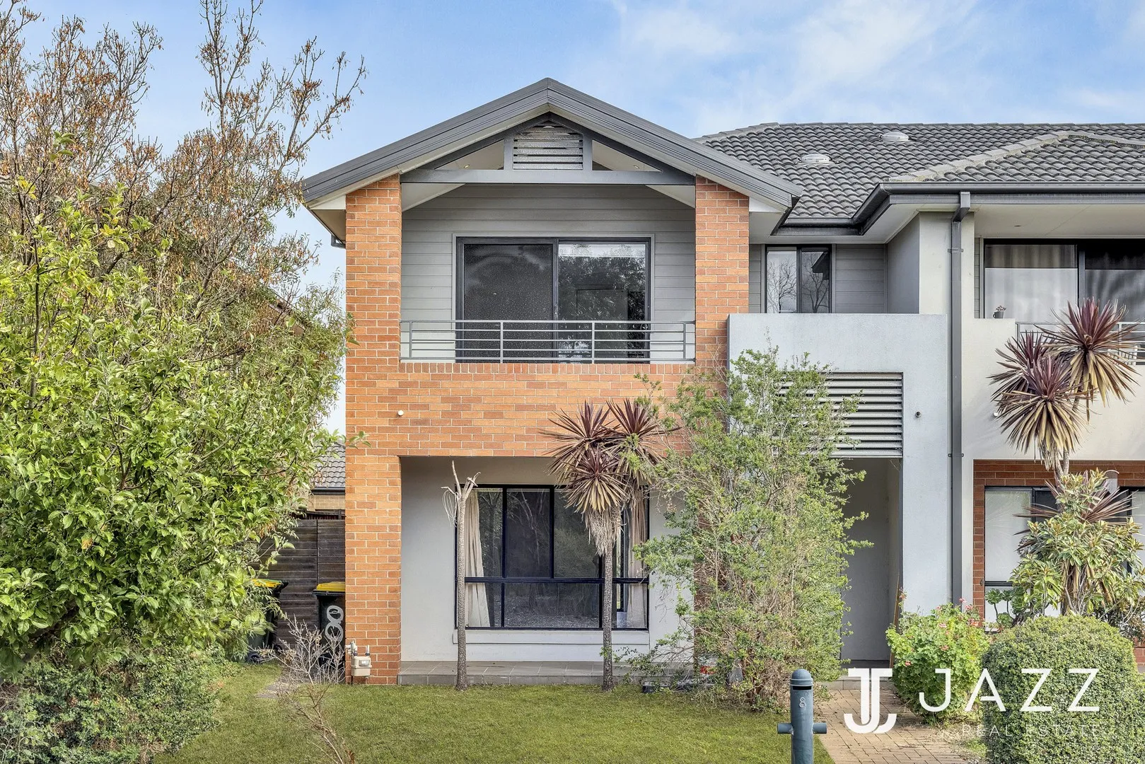 Modern Family Living in the Prestigious Alamanda K-9 College Zone, Point Cook