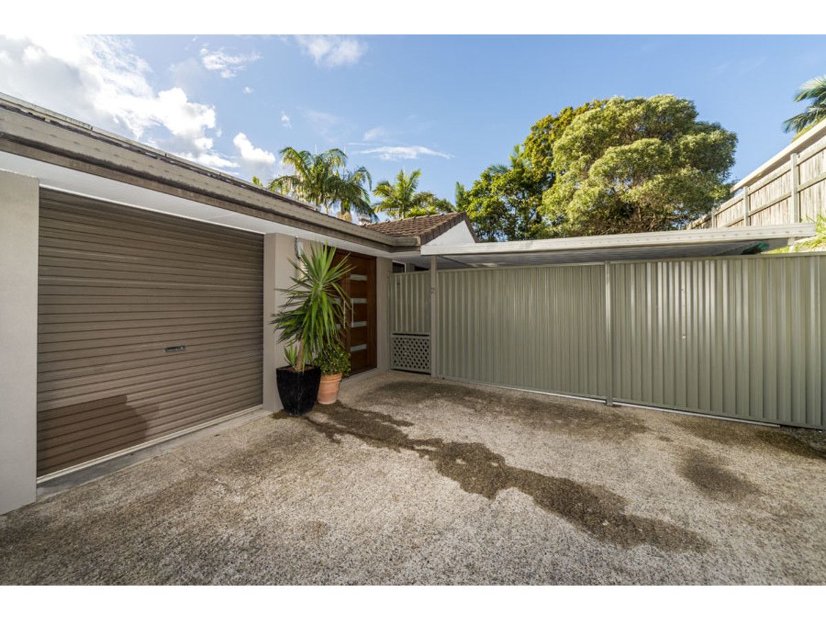 2/5 Napper Road, Arundel QLD 4214, Image 1