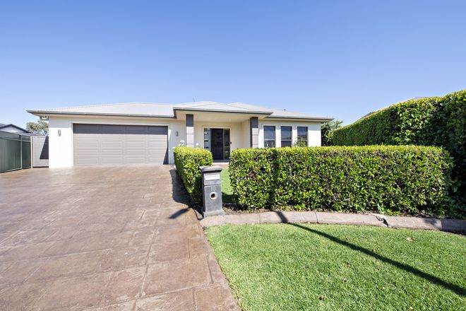 Picture of 10 Lago Court, DUBBO NSW 2830