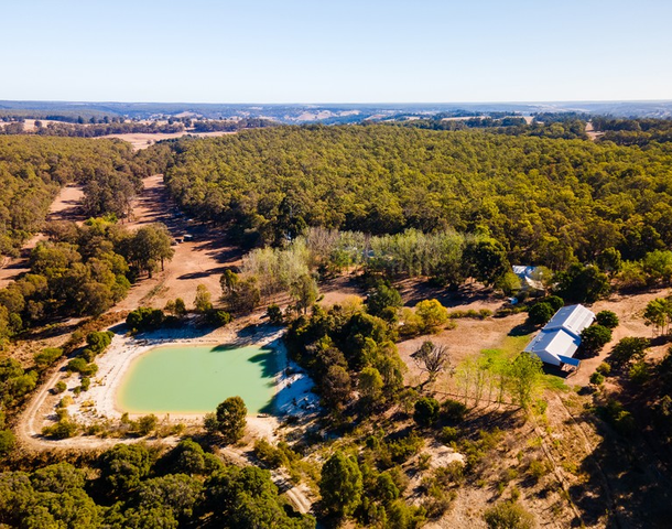 416 Elwins Road, Kangaroo Gully WA 6255