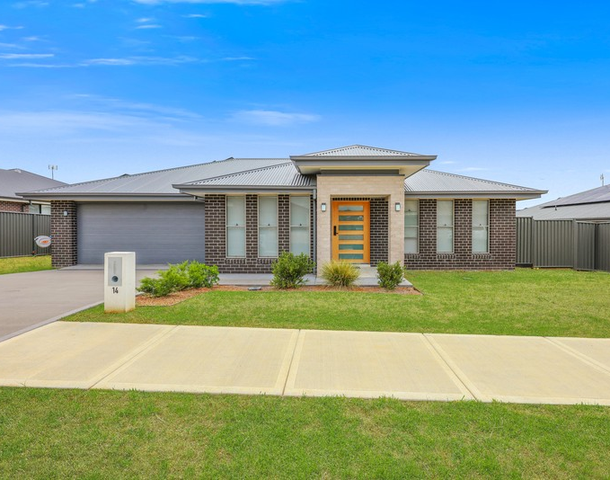 14 Grand Meadows Drive, North Tamworth NSW 2340