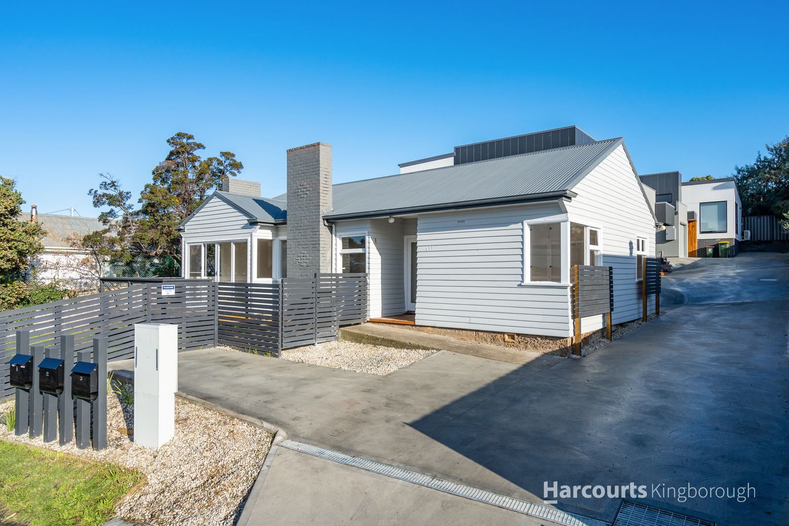 1/135 Roslyn Avenue, Blackmans Bay TAS 7052, Image 0