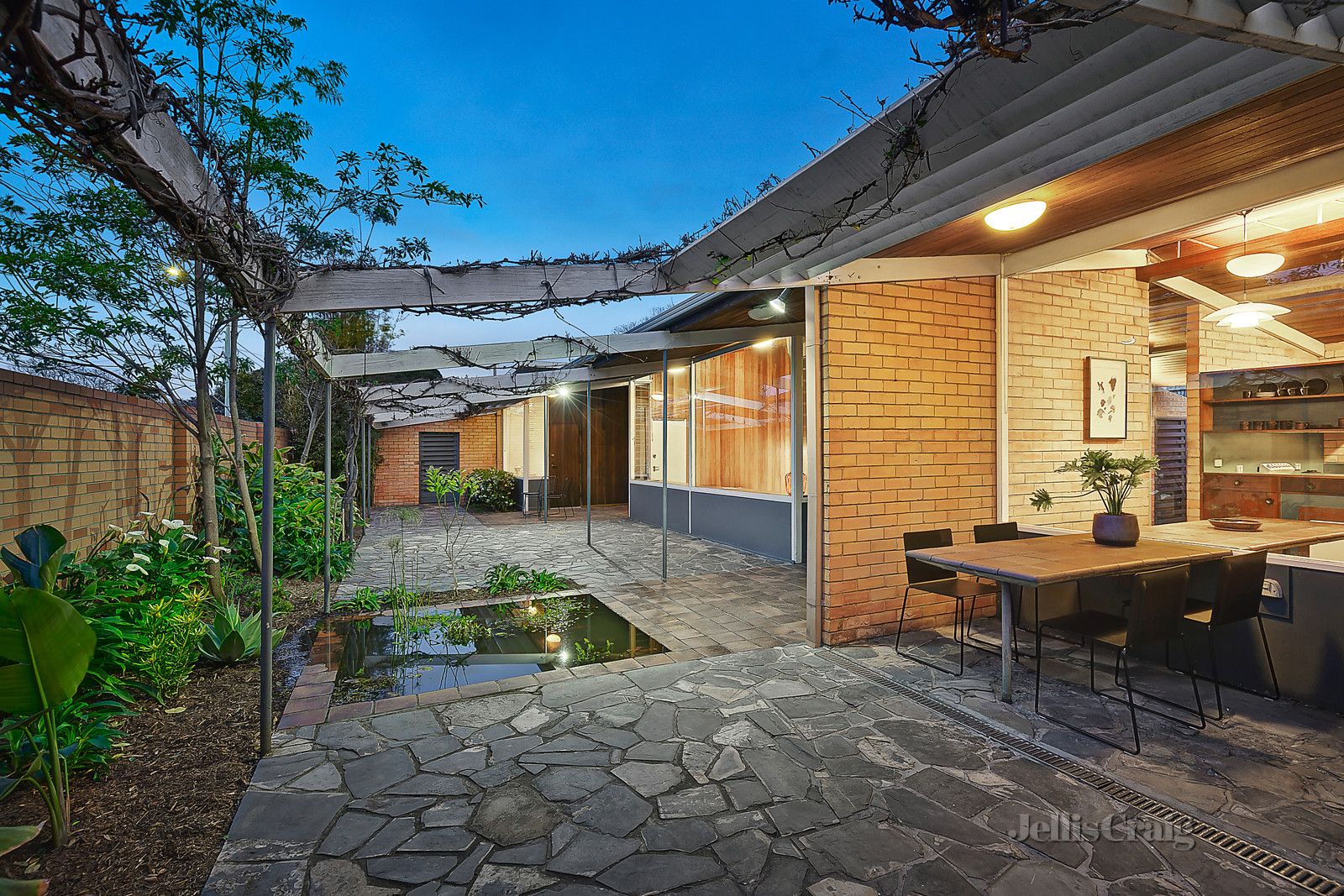 242 Beach Road, Black Rock VIC 3193, Image 0