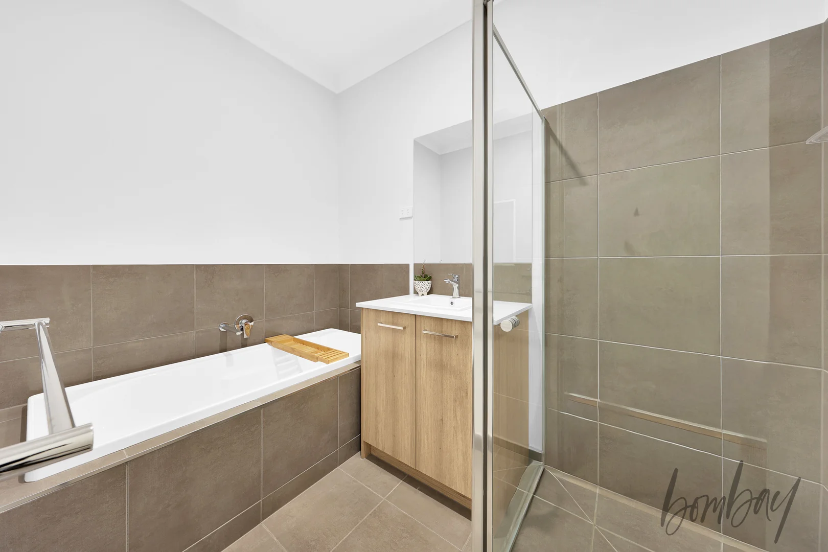 Additional image 9 of 142 Fairways Boulevard, Craigieburn VIC 3064