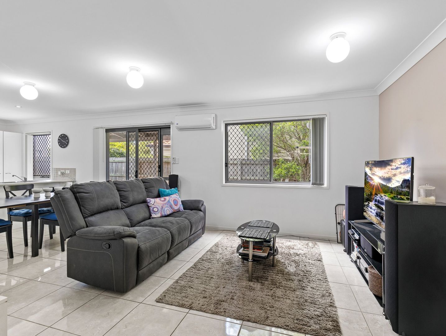 3/19 Platinum Place, Oxley QLD 4075, Image 2