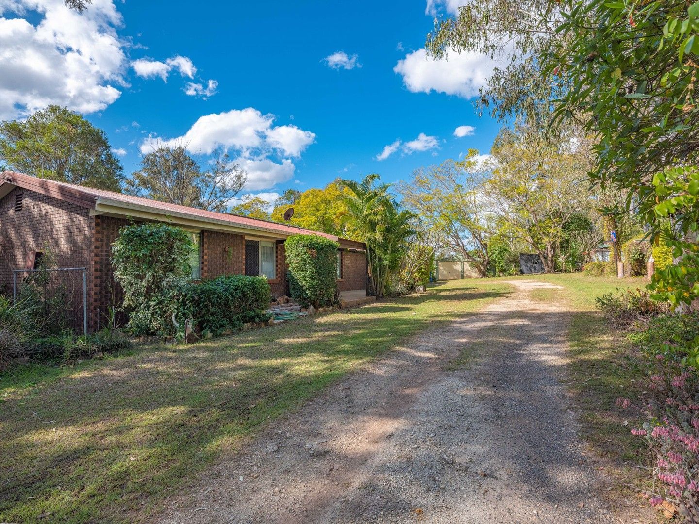 34 Horton Road, Chatsworth QLD 4570, Image 2