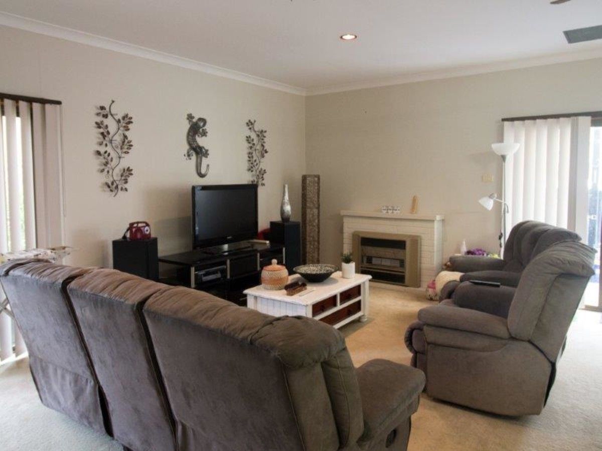 26 Boronia Street, Cardiff NSW 2285, Image 2