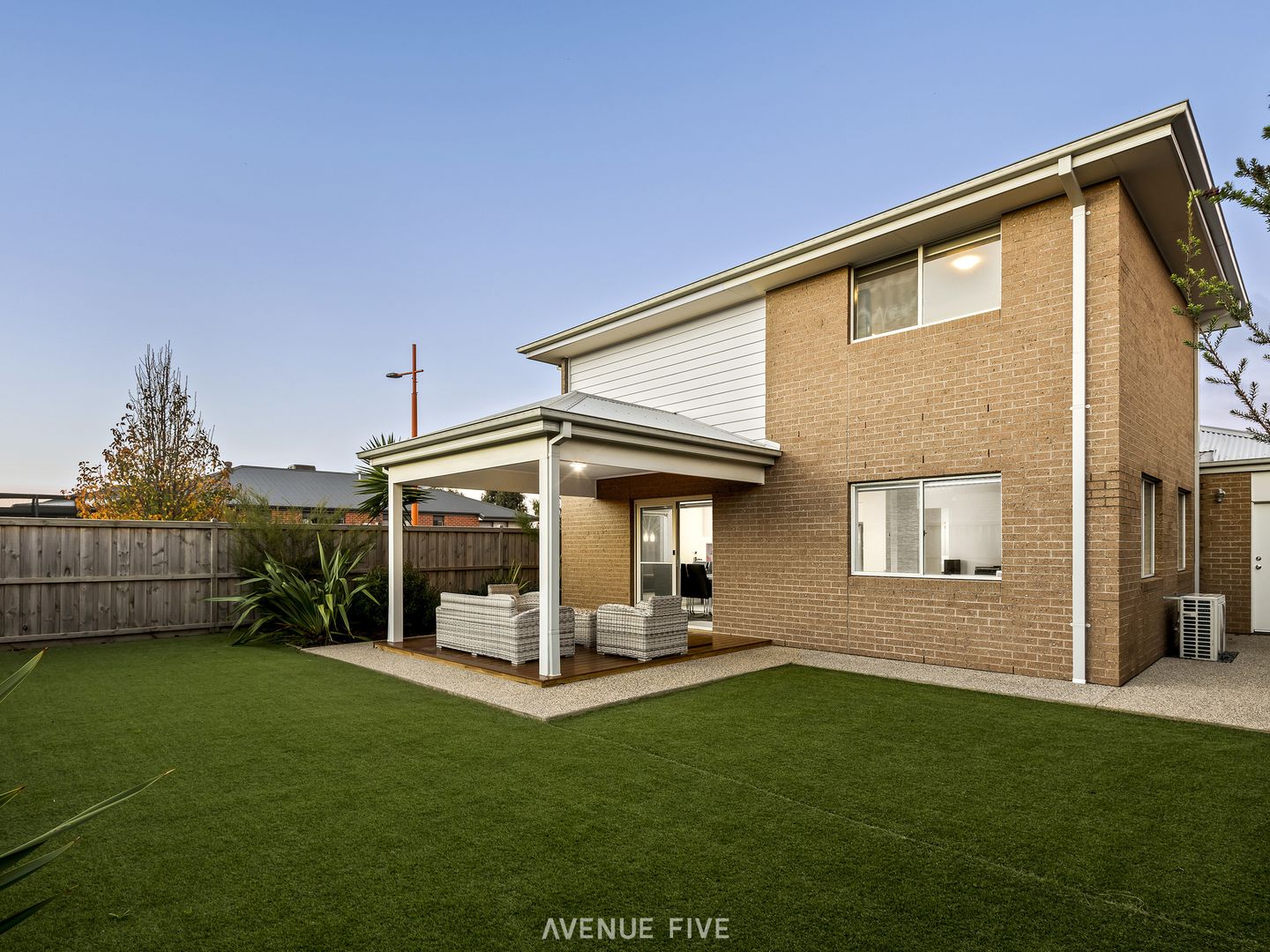 17 Compass Way, Mount Duneed VIC 3217, Image 2