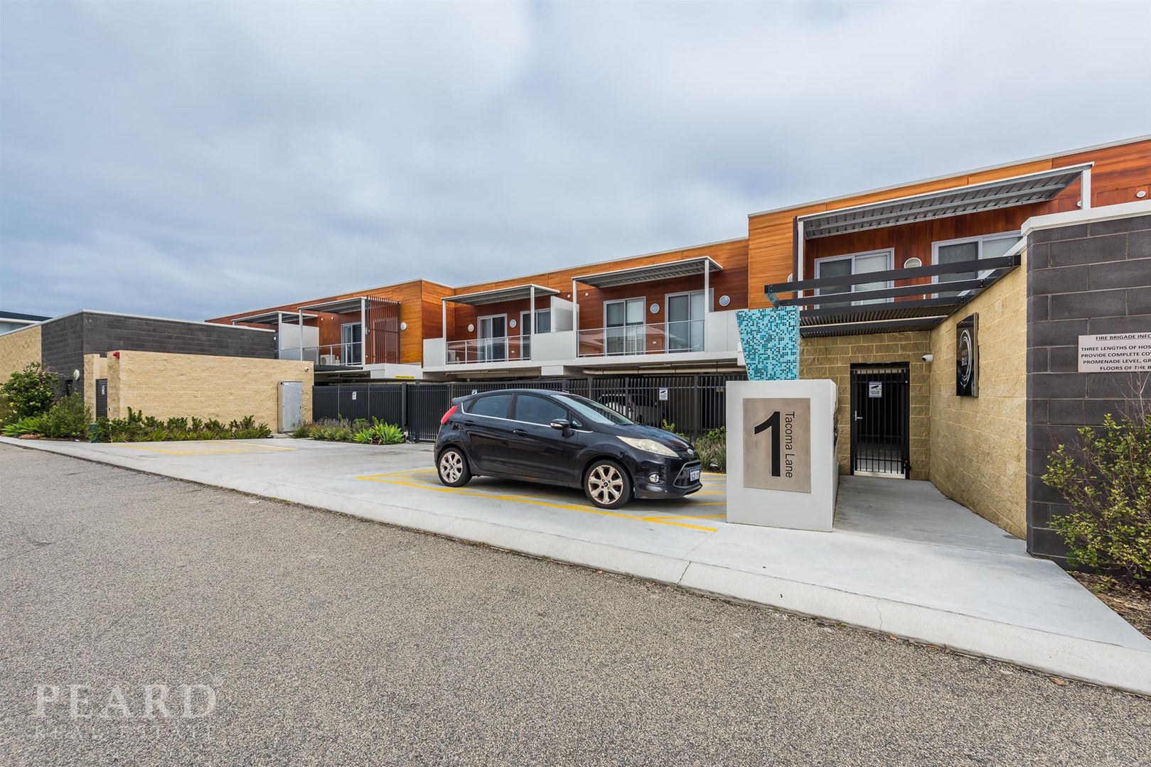 4/1 Tacoma Lane, Mindarie WA 6030, Image 1