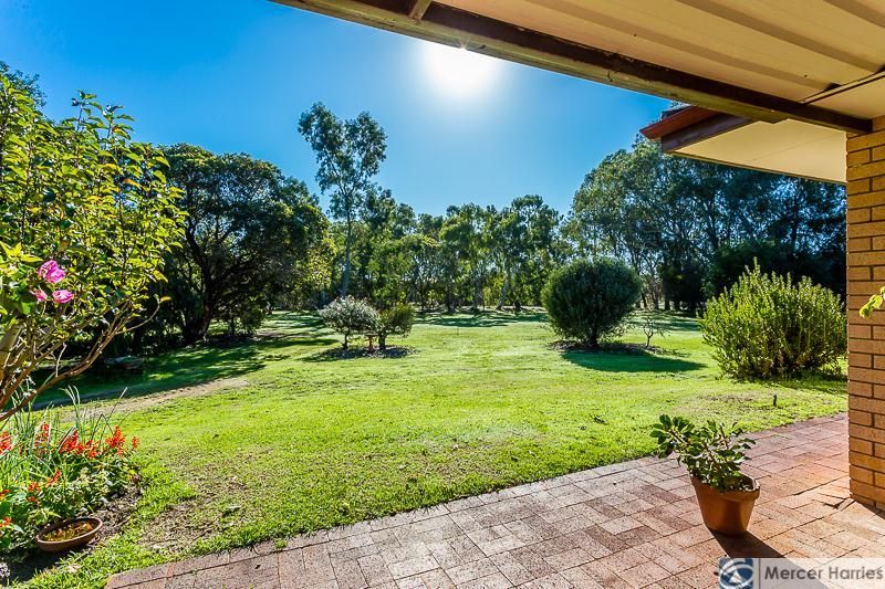 59 Matthie Road, Barragup WA 6209, Image 2