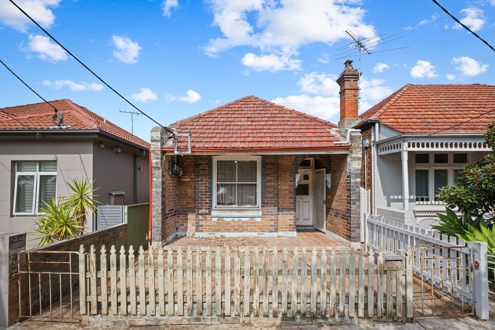 32 Frampton Avenue, Marrickville NSW 2204, Image 0