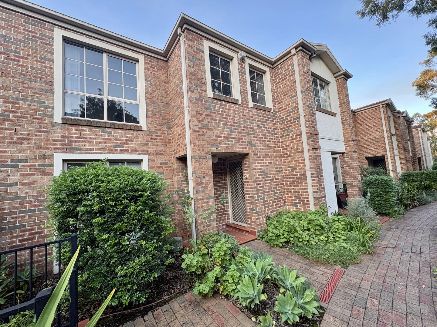 9/2-4 Nile Close, Marsfield NSW 2122 - Townhouse For Rent | Domain