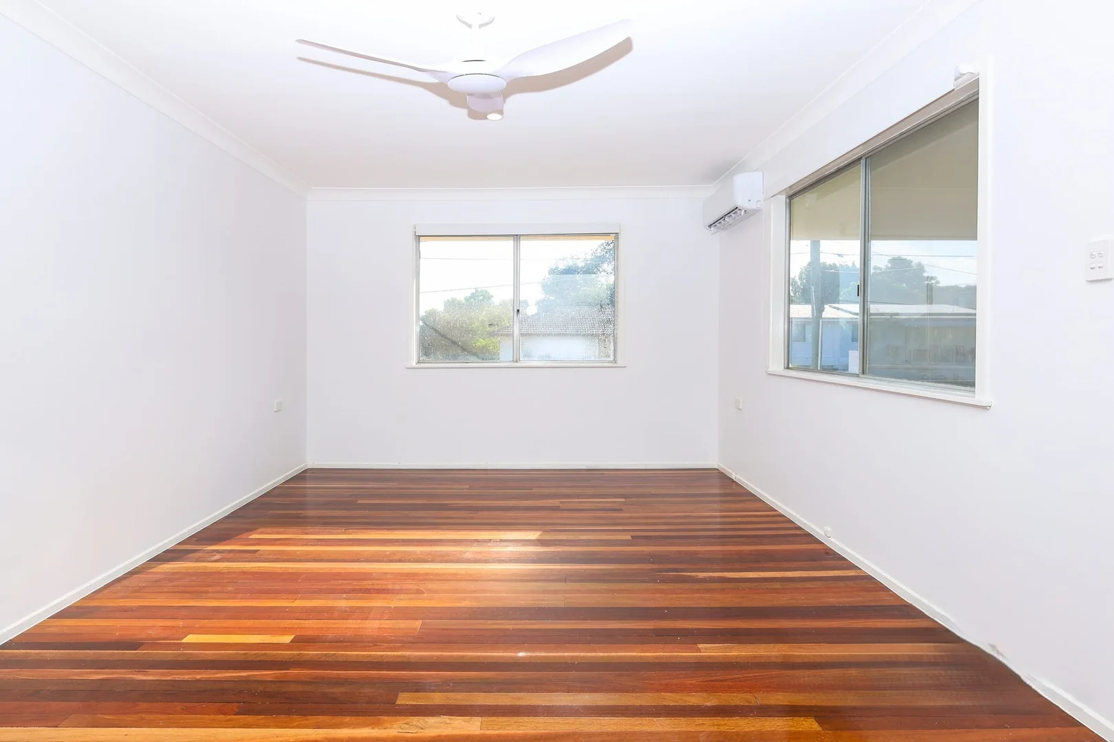 Additional image 8 of 20 Loveanius street, Silkstone QLD 4304