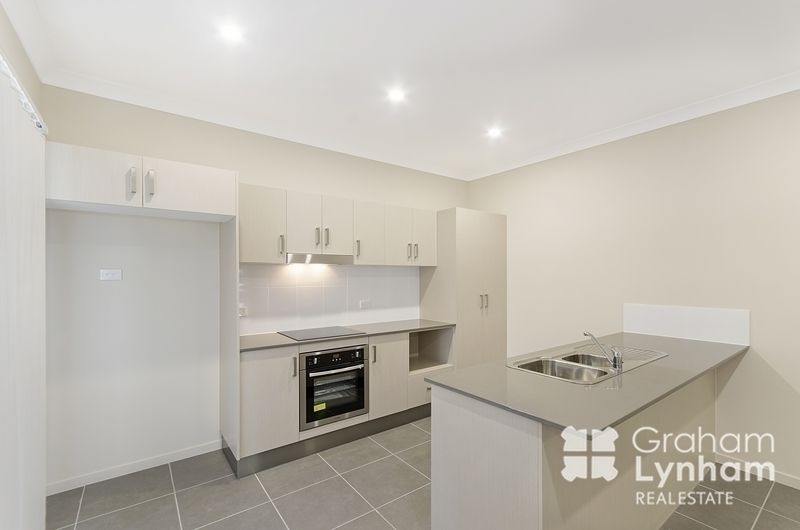 2/5 Rennot Court, Kelso QLD 4815, Image 2