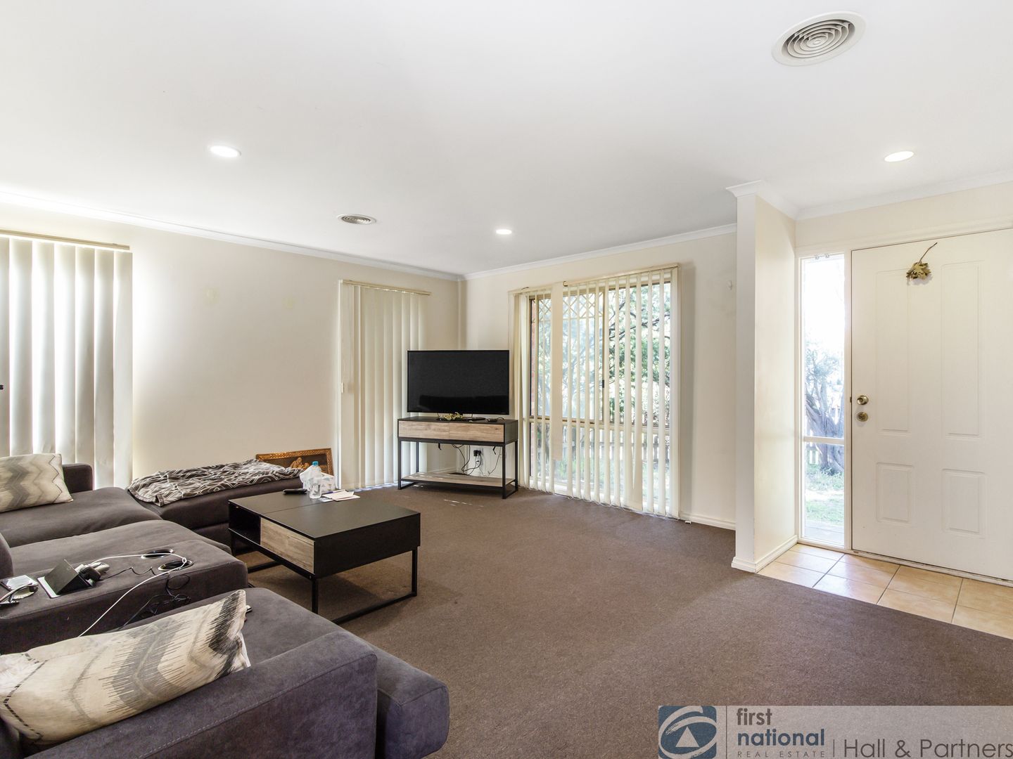 1/35 Narellan Drive, Hampton Park VIC 3976, Image 1