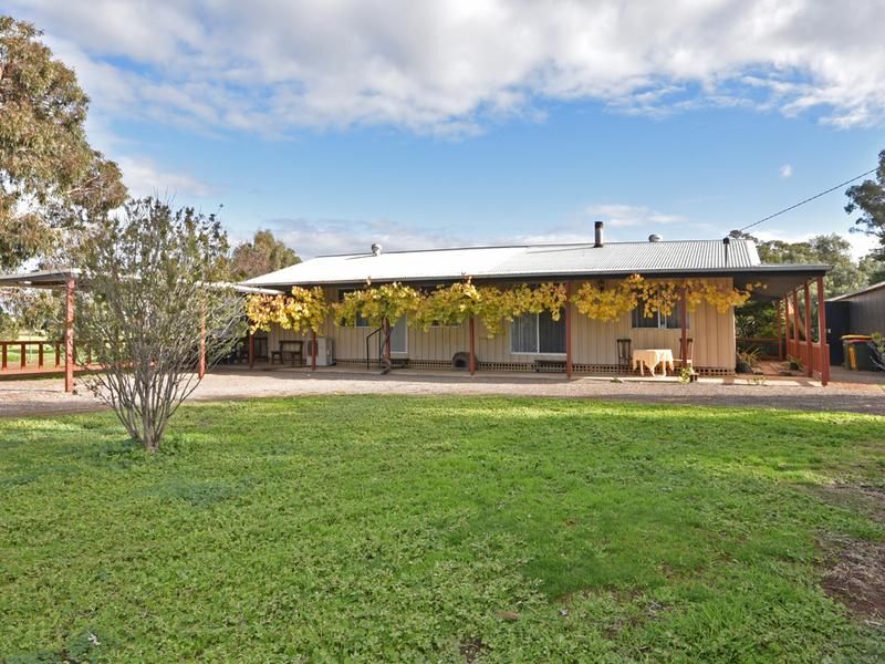 112 Playfair Street, Eddington VIC 3472, Image 0