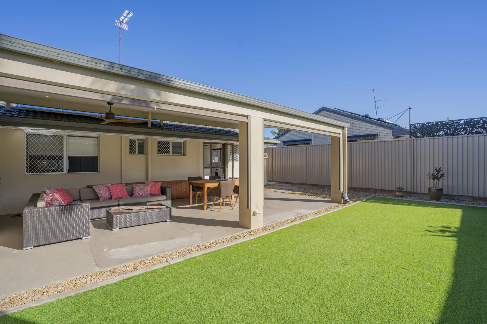 Additional image 6 of 2/11 Logan Avenue, Miami QLD 4220