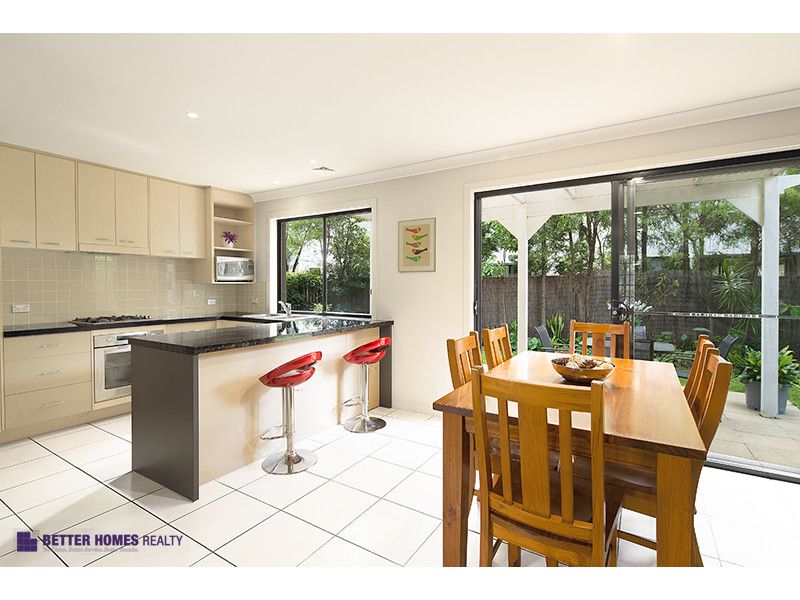 4 Dryandra Way, Thornleigh NSW 2120, Image 2