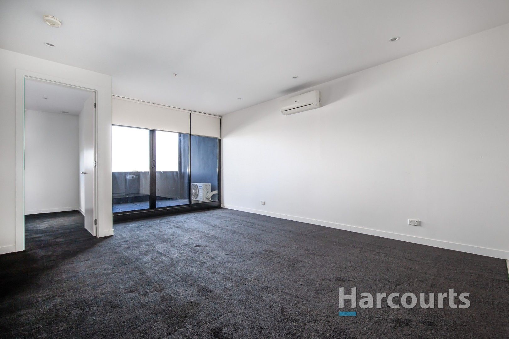 2 bedrooms Apartment / Unit / Flat in 416/1 Foundry Road SUNSHINE VIC, 3020