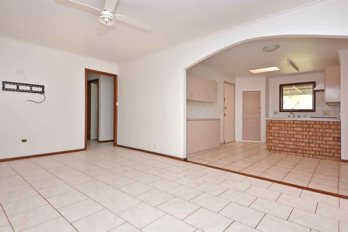 17 Harrison Close, Whyalla Jenkins SA 5609, Image 2