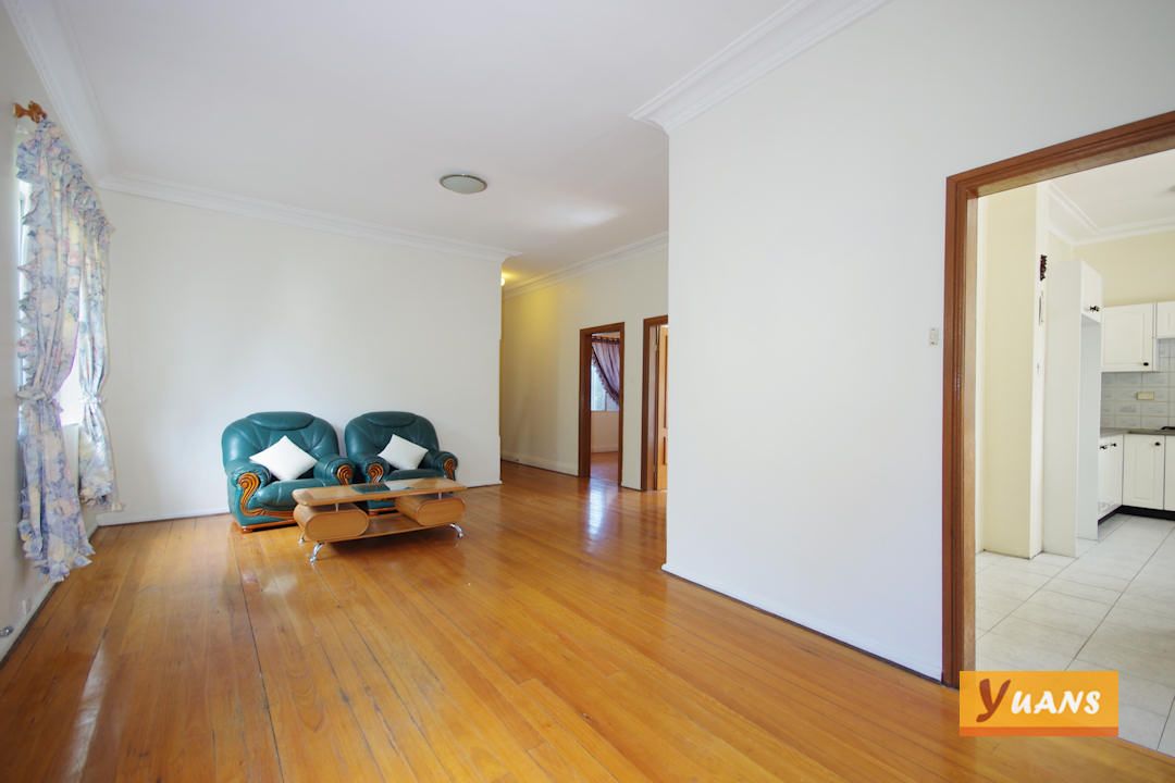 183 Stoney Creek Rd, Beverly Hills NSW 2209, Image 2