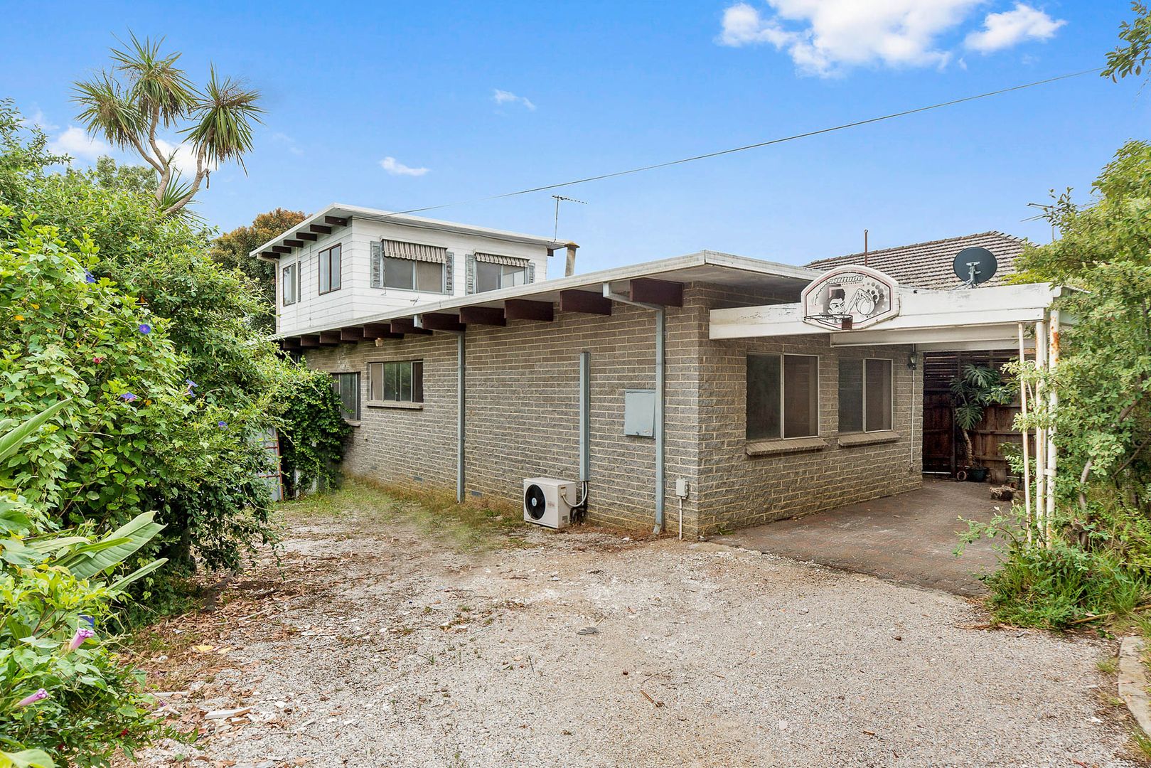 39 Hillcrest Road, Frankston VIC 3199 House For Sale Domain