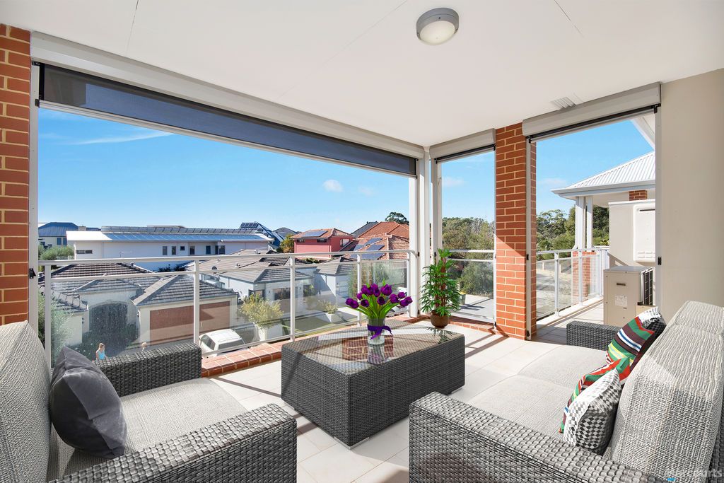 Villa 72/10 Roebuck Drive, Salter Point WA 6152, Image 2