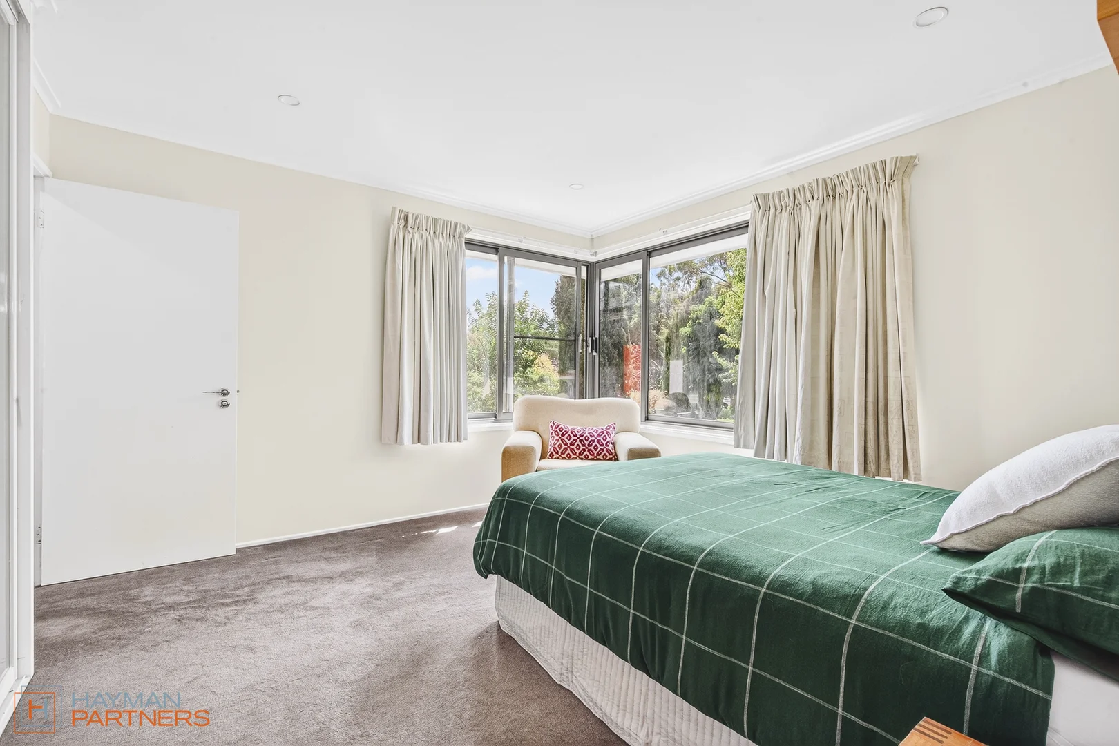 Additional image 13 of 4 Crowe Place, Farrer ACT 2607