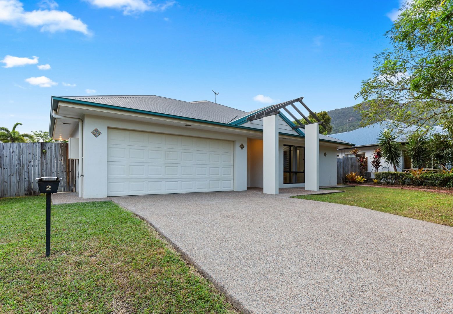 2 Aroona Street, Caravonica QLD 4878, Image 1