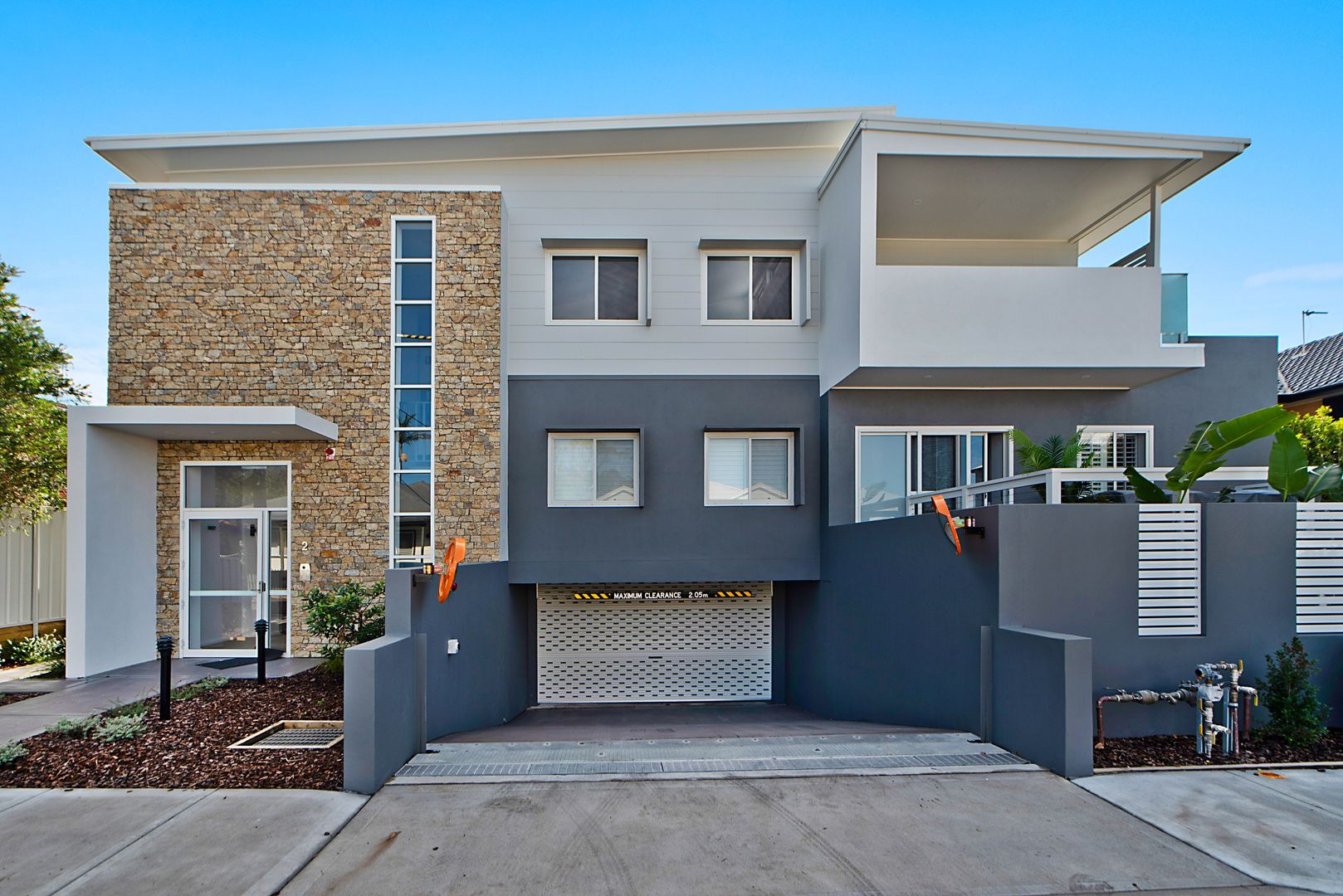 5/2 Winsor Street, Merewether Property History & Address Research