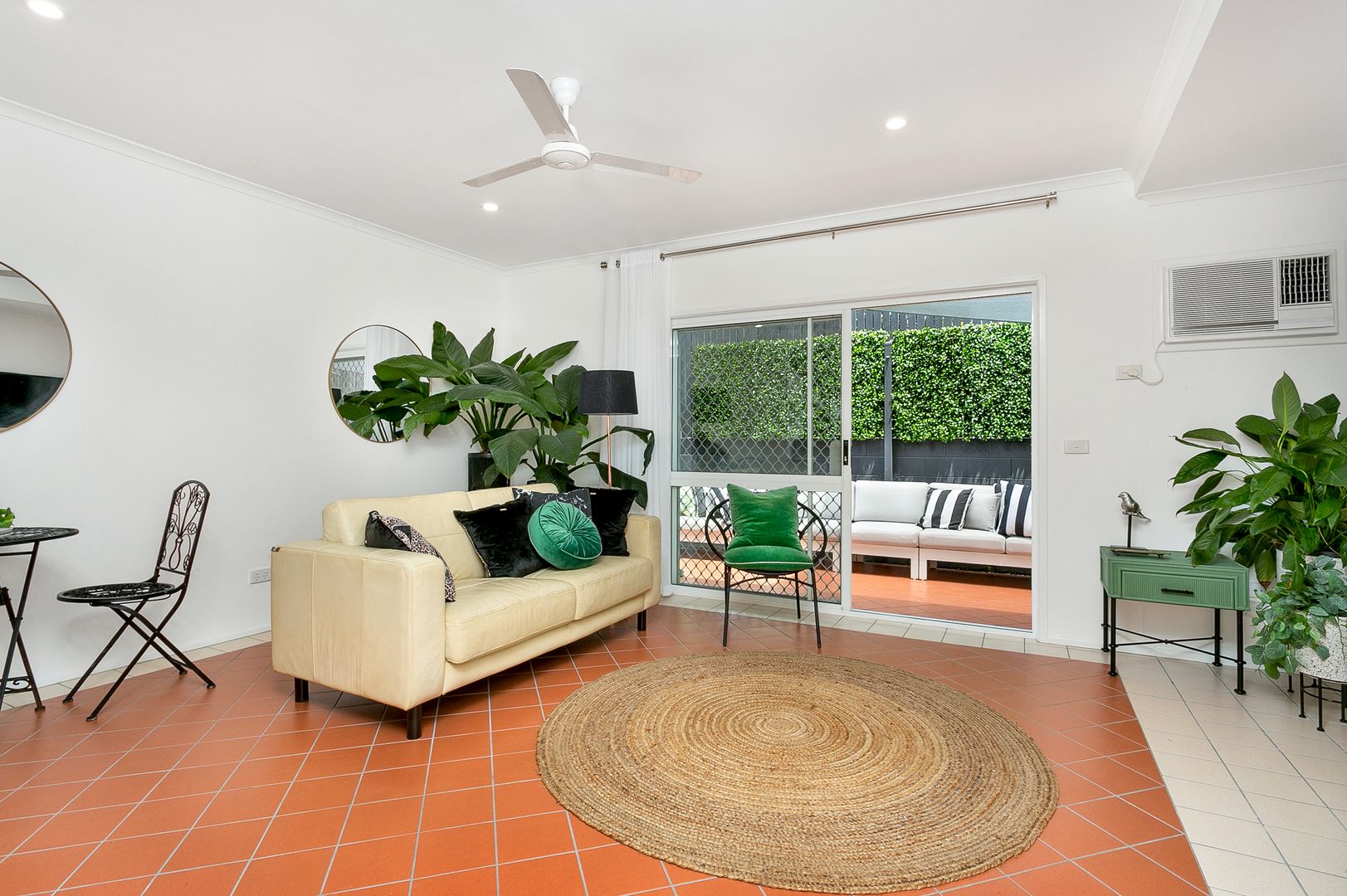 11/77 Moore Street, Trinity Beach QLD 4879, Image 2