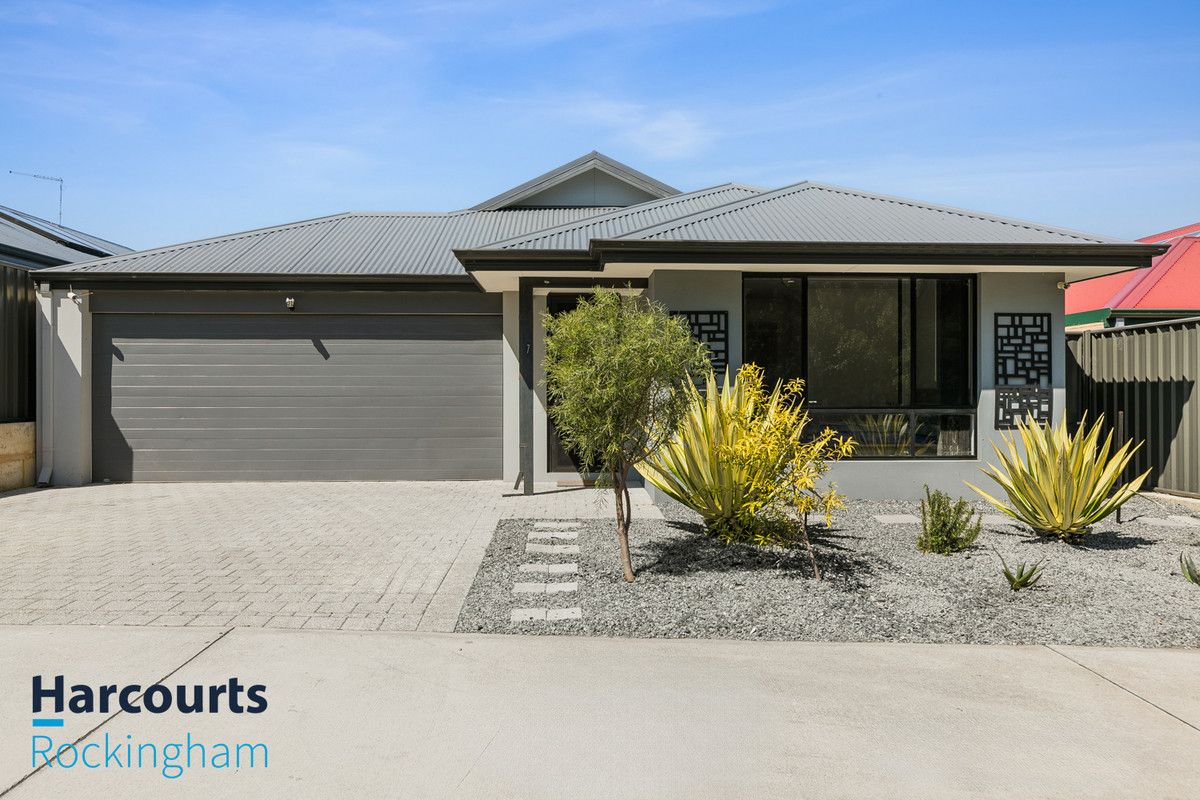 3 bedrooms House in 7 Mozart Lane BALDIVIS WA, 6171