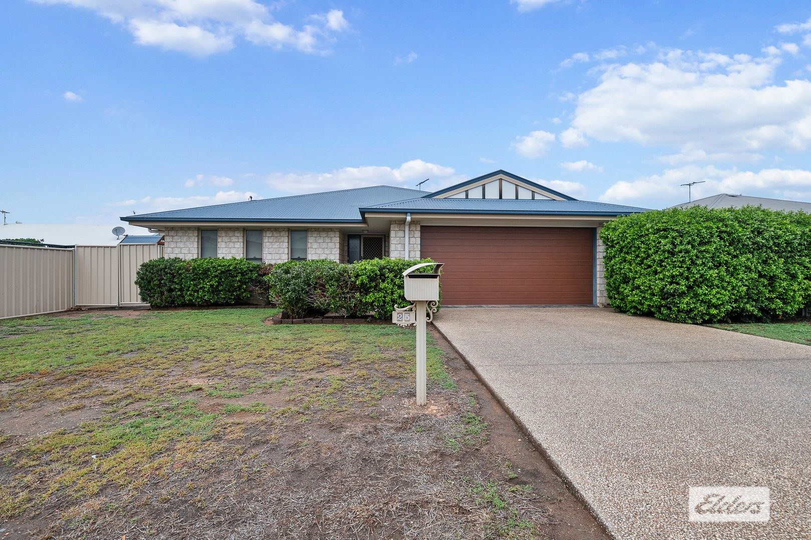 25 Scenic Drive, Emerald QLD 4720, Image 1