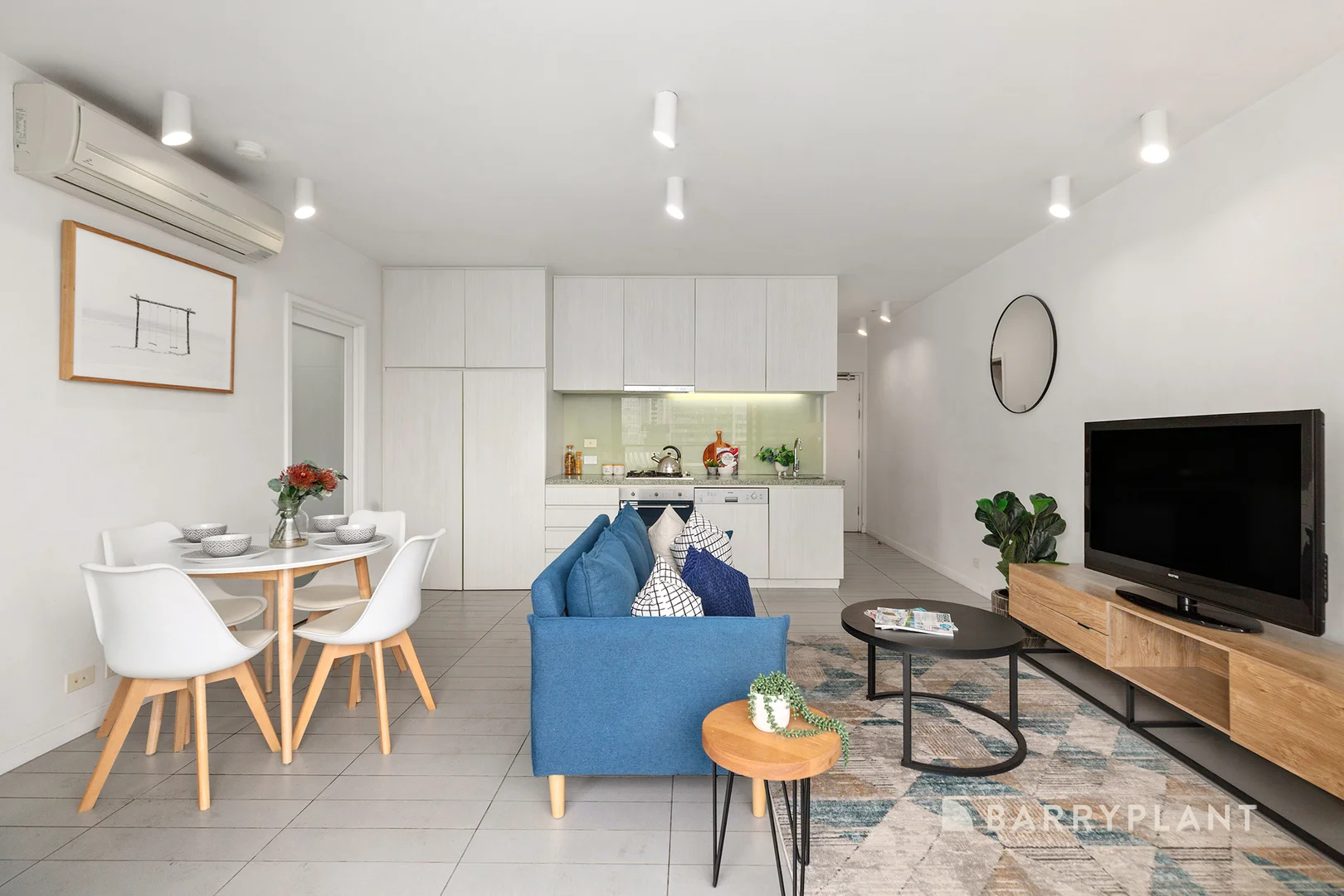 Additional image 5 of 910/673 La Trobe Street, Docklands VIC 3008