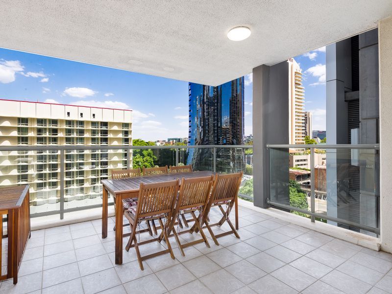 2 bedrooms Apartment / Unit / Flat in 702/212 Margaret Street BRISBANE CITY QLD, 4000
