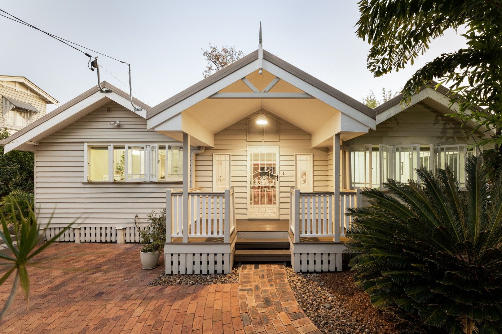 4 bedrooms House in 20 Northam Avenue BARDON QLD, 4065