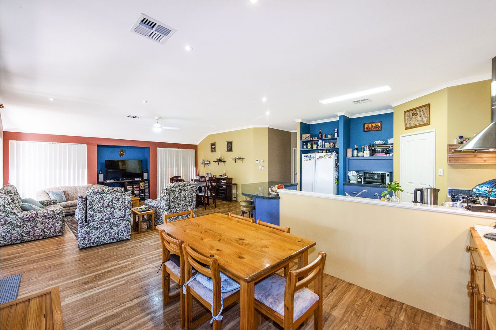 28 Fielder Road, Serpentine WA 6125, Image 2